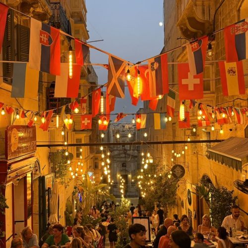 0e2b0b63d51456072f5f59f30d67d472