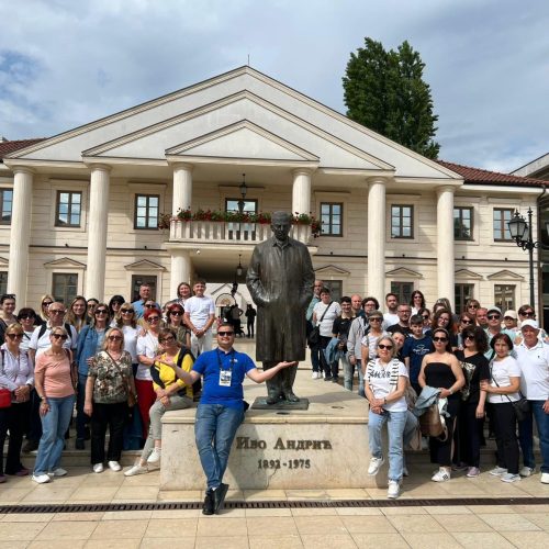 557637185_1293633719475254_4047431642331088815_n