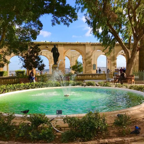 7780a79daff9f67b7b2fe9b712efa04b