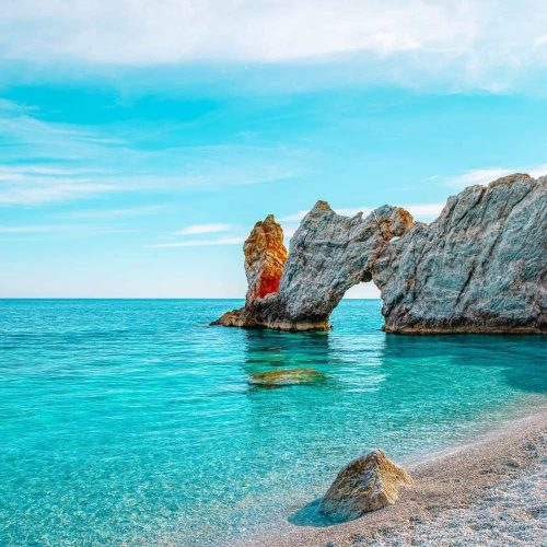 ba15f819a889f8f944a008d563b2911e