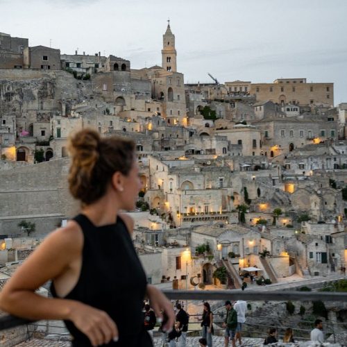 c94fca2b8d5f6e2af27577e4975e72cd-Copy