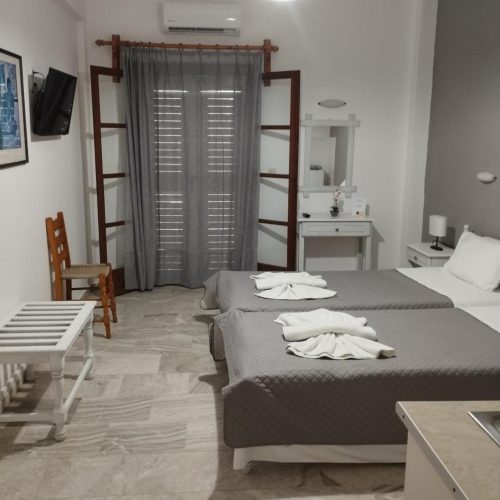 skiathos-town-alkmene-studios-image-4